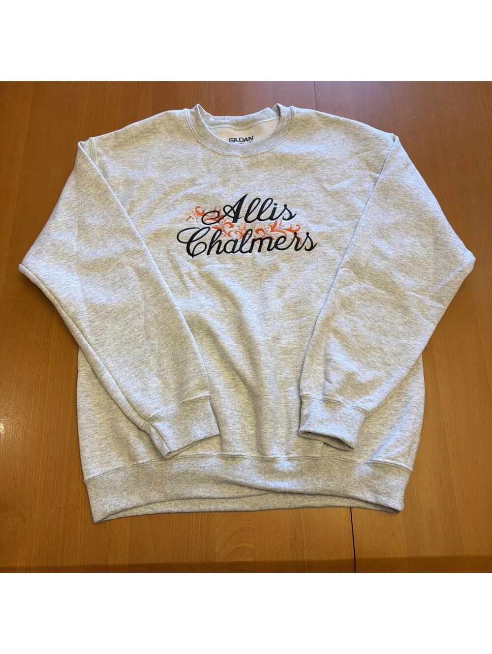 Vintage Allis Chalmers Embroidered Farming Crewneck Sweatshirt M Gray USA